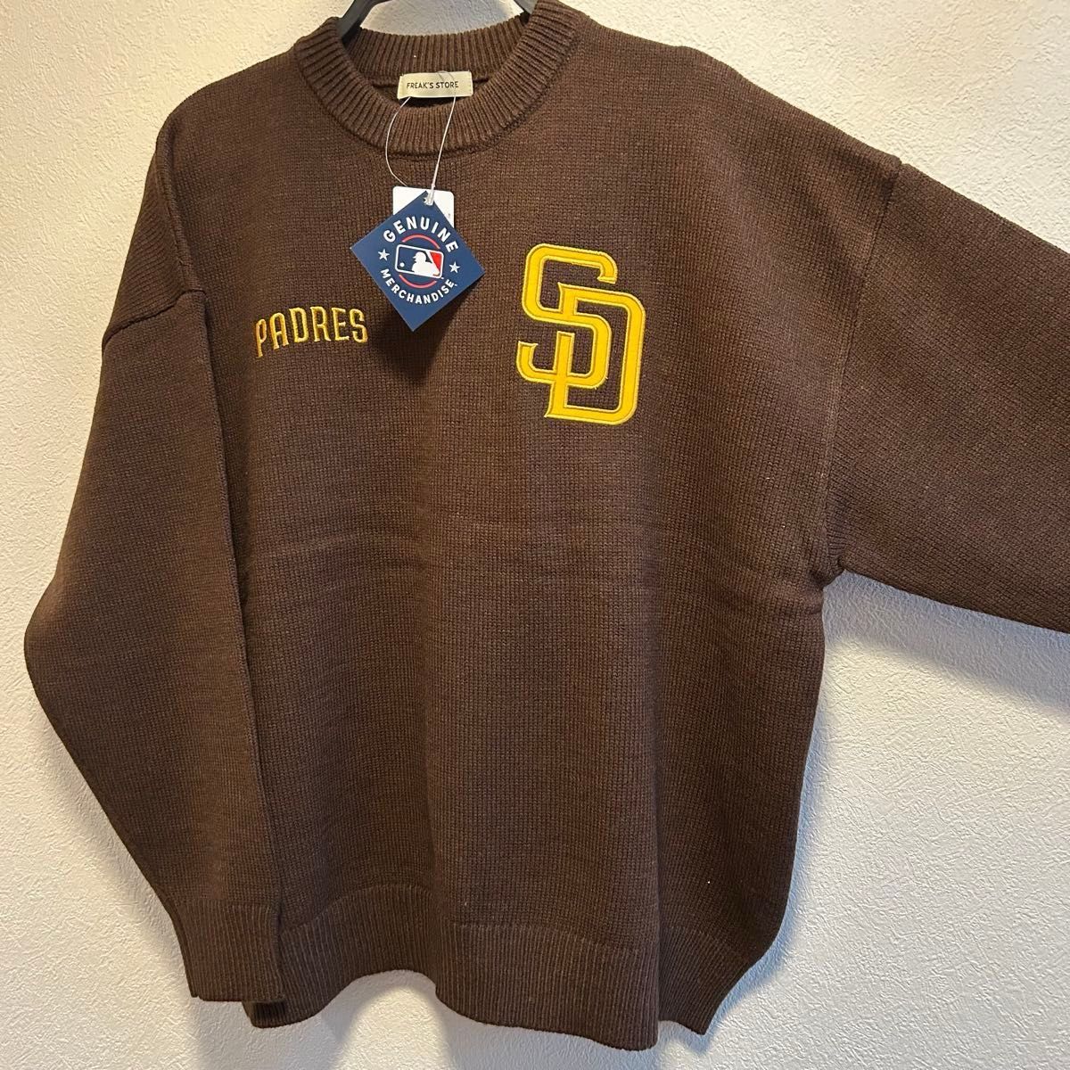 1点のみ 【S】MLB公式 サンディエゴ・パドレス ロゴ刺繍入り 1点のみ 【S】MLB公式 サンディエゴ・パドレス ロゴ刺繍入り