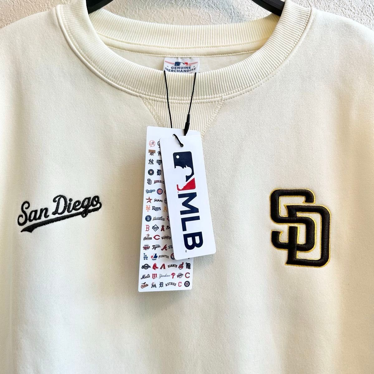 LL】MLB パドレス 3Dロゴ刺繍 裏起毛スウェットトレーナー LL】MLB パドレス 3Dロゴ刺繍 裏起毛スウェットトレーナー