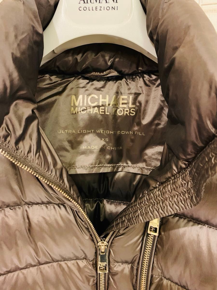 新春特価【極美品】MICHAEL KORS マイケルコース ダウンコート 新春特価【極美品】MICHAEL KORS マイケルコース ダウンコート