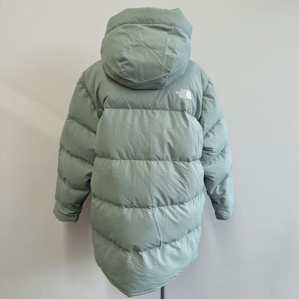 新品未使用品日本未入荷ノースフェイスダウンミントグリーン 新品未使用品日本未入荷ノースフェイスダウンミントグリーン