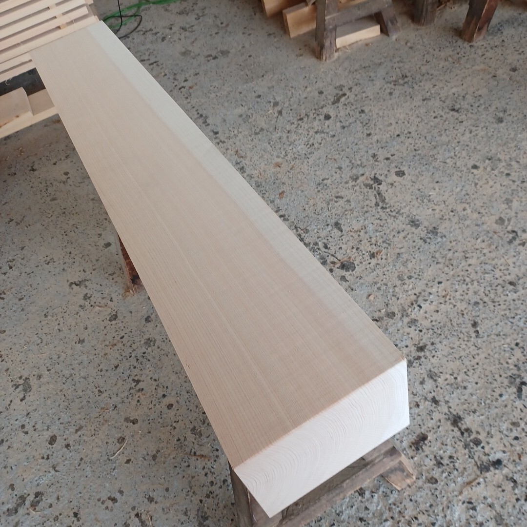 角材-914【113×18.7×14.8cm】 国産ひのき　角材　彫刻　テーブル脚　 一枚板　 無垢材　 桧　 檜　 DIY