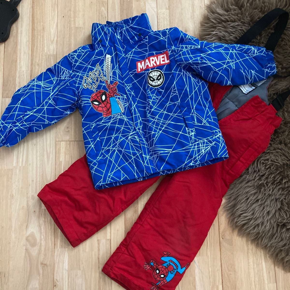 スパイダー SPYDER スキーウェア上下 ジュニア用 サイズ165 黒 スパイダー SPYDER スキーウェア上下 ジュニア用 サイズ165 黒