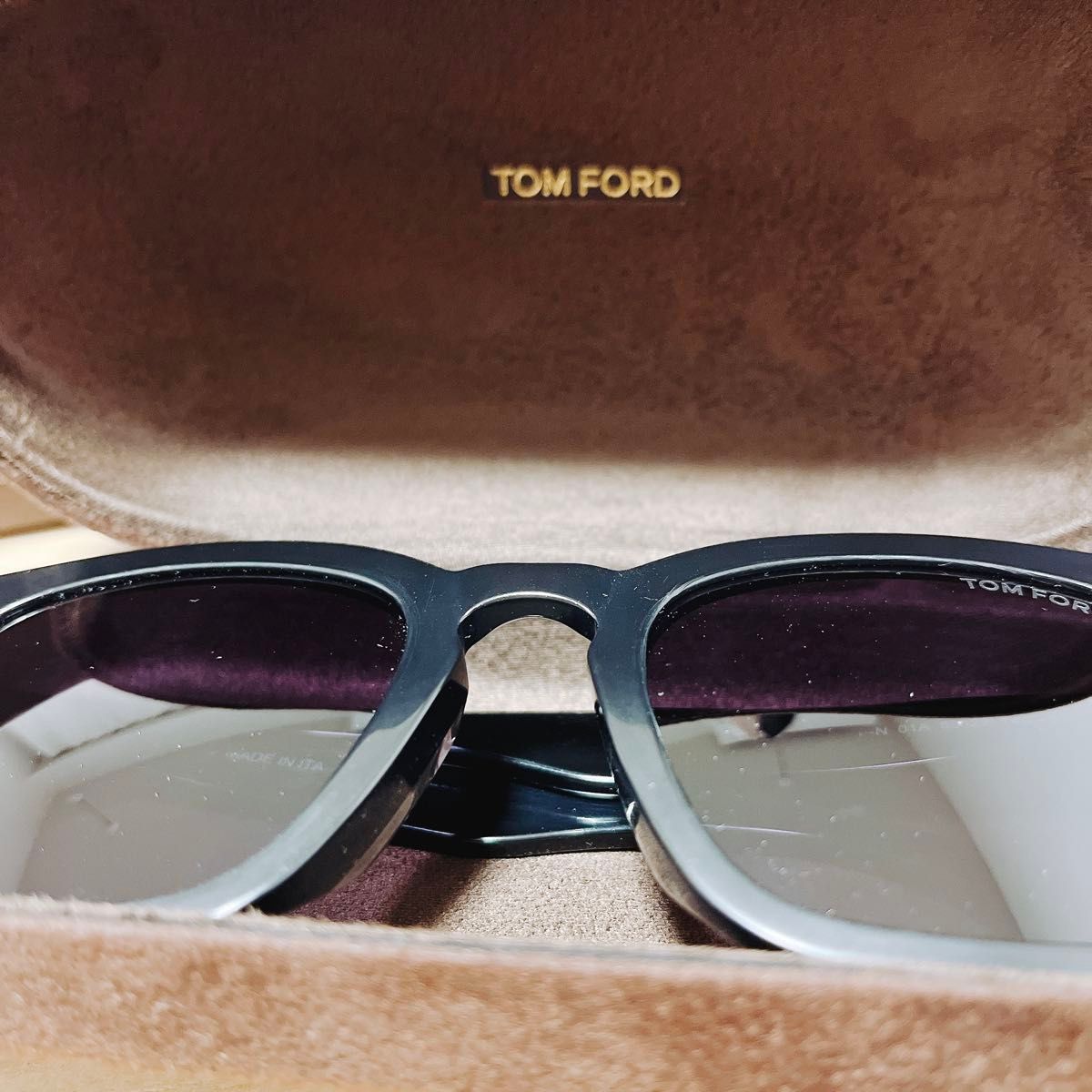 即日発送】TOM FORD トムフォード サングラス ケース付き 箱付き 即日発送】TOM FORD トムフォード サングラス ケース付き 箱付き