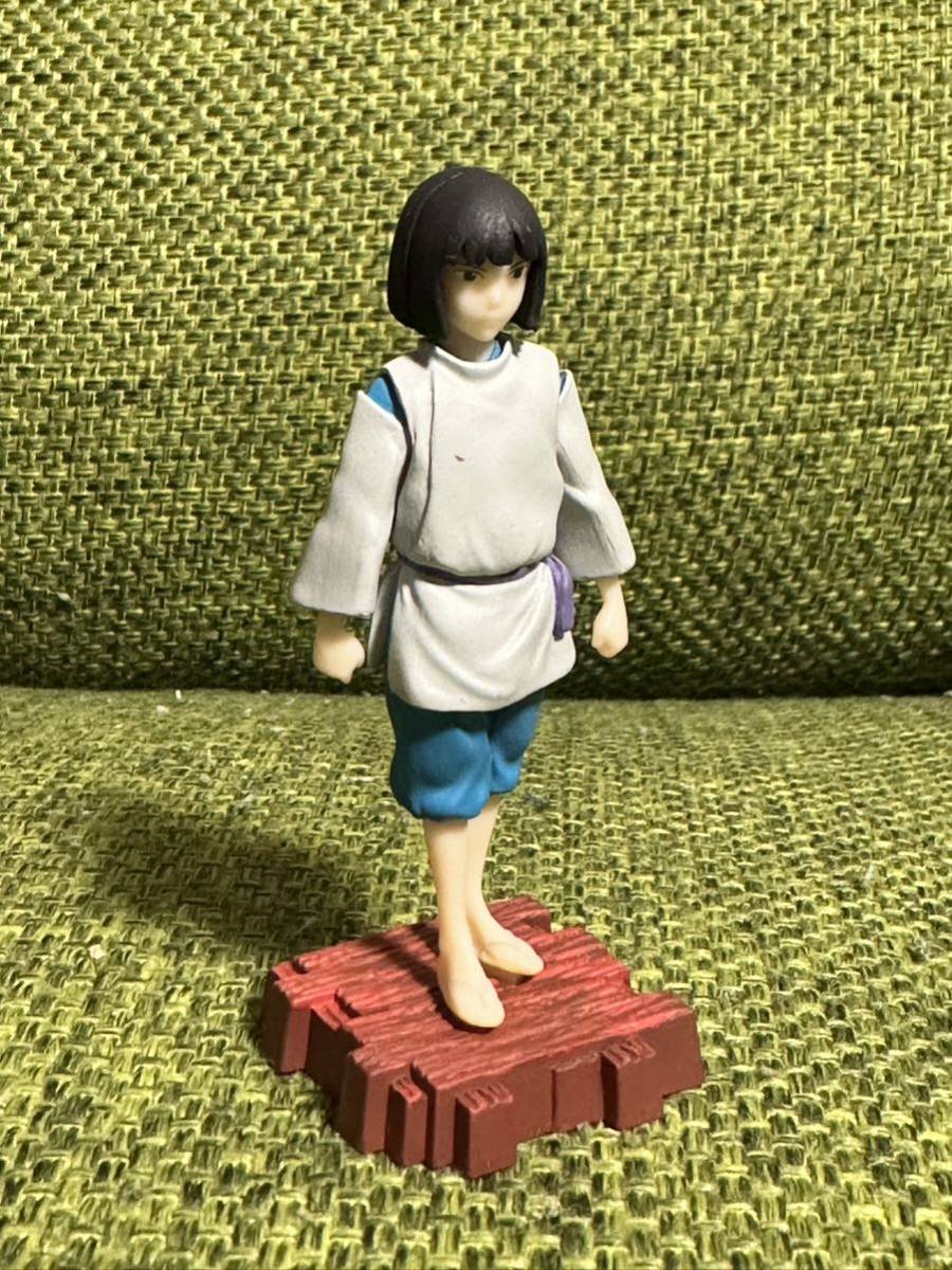楽天市場】BOX商品 ジブリ グッズ 千と千尋の神隠し ポーズが 楽天市場】BOX商品 ジブリ グッズ 千と千尋の神隠し ポーズが