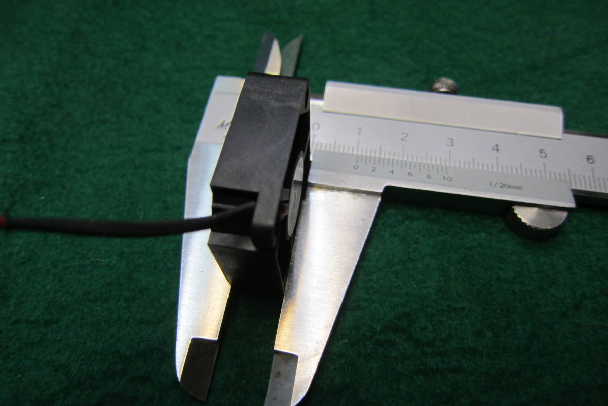 FAN12V вентилятор 30mm угол толщина 10mm стандарт 12V0.14A стоимость доставки единый по всей стране Yu-Mail 180 иен 