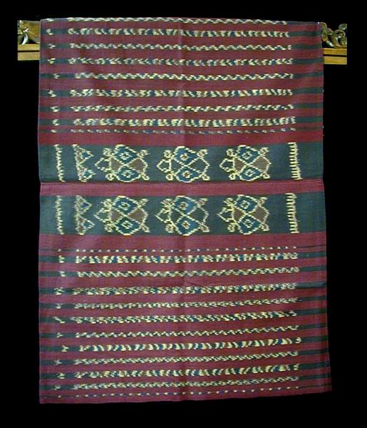 インドネシア・東ヌサトゥンガラ州アロール島の伝統イカット製サ