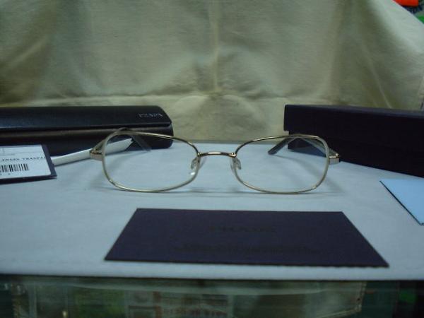 プラダPRADAサングラスVPR80C眼鏡フレームにもＯＫ 伊達眼鏡