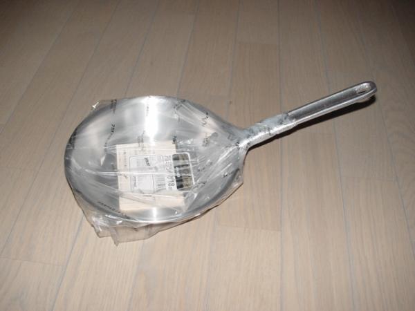  немедленно покупка * aluminium сковорода *18cm* макароны создание . пожалуйста 
