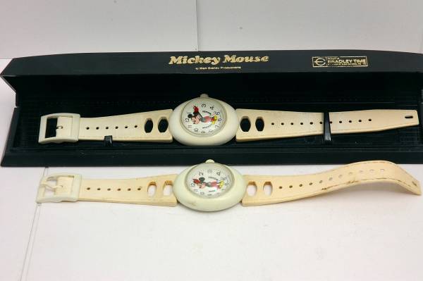 男性に人気！ 即決　74'　BRADLEY　ミッキーマウス　手巻腕時計　SWISS製　Disney　ブラッドレイ ミッキーマウス