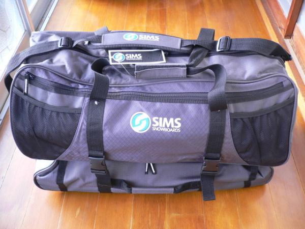 即決☆新品☆SIMS シムス キャリーバッグ キャリーケース キャスター付き ブーツ別収納可能 72×40×53cm☆ファンスキー スキーボード_画像3