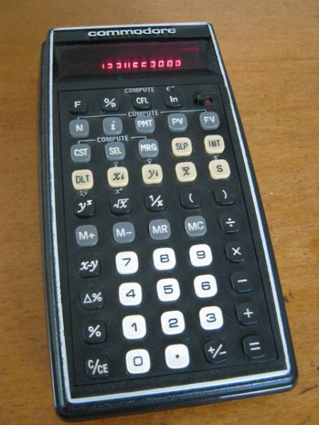 電卓】コモドール 18関数 金融電卓 大型赤色LED表示 電卓】コモドール 18関数 金融電卓 大型赤色LED表示