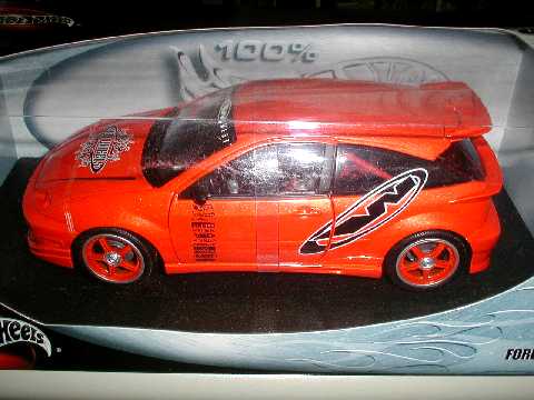 H.W 1/18 Ford フォード フォーカス (オレンジM)