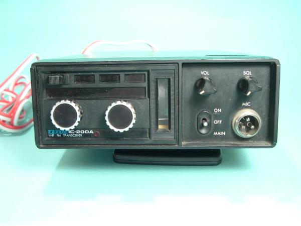 古い無線機！　ICOM　IC-200A　　ジャンク扱い！_画像1