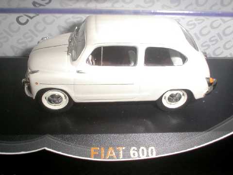 ixo 1/43 FIAT フィアット 600_画像1