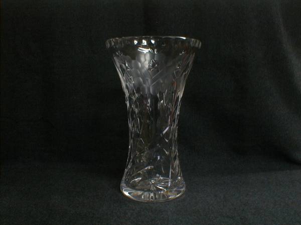花型カット・クリスタル　23x14cm　1.6kg　飾り花瓶　西洋風置物