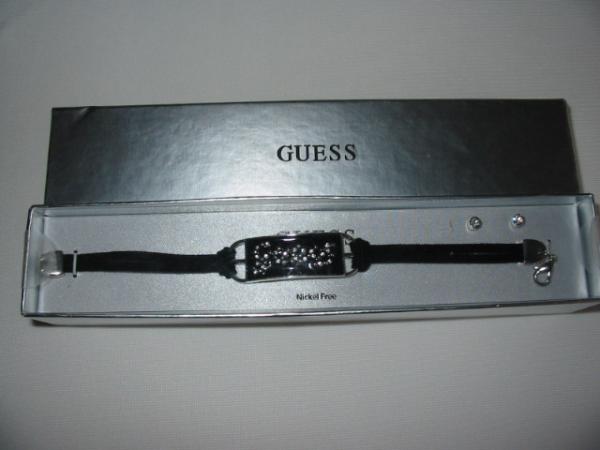 GUESS ゲス　ピアス＆ブレスレット　セット★新品