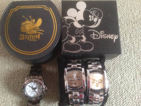 若者の大愛商品 ディズニー ミッキーとスティッチ 腕時計 　三つ ミッキーマウス