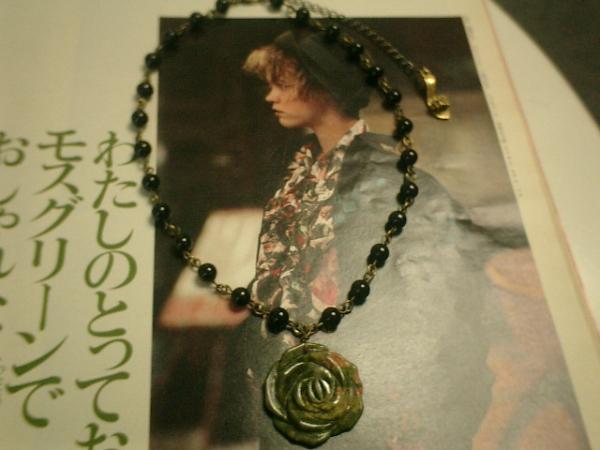 パンクっぽいシックなオニキスと薔薇のネックレスです♪