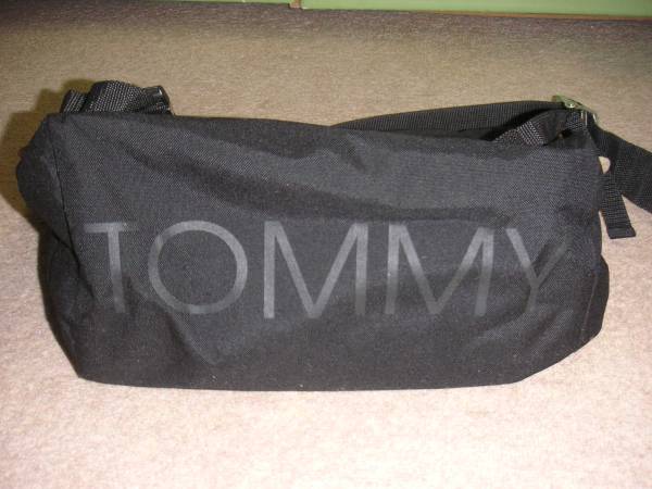  rare Tommy Hilfiger special order Manhattan Poe te-ji bag 