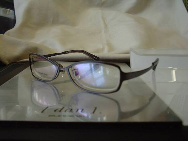  considerably good-looking stainless steel floating glasses frame 846-GUN