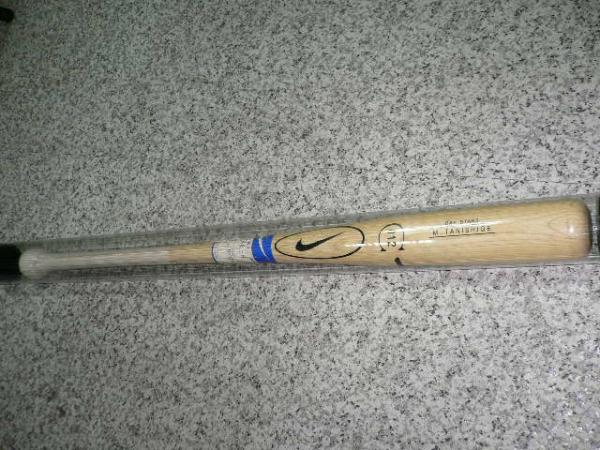 入手困難☆横浜ベイスターズ谷繁選手のNIKEサイン入バット 入手困難☆横浜ベイスターズ谷繁選手のNIKEサイン入バット