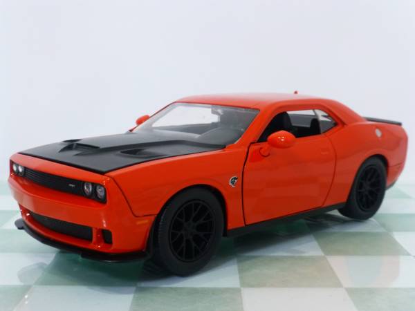 ■JADA TOYS 1/24 2015 DODGE CHALLENGER SRT HELLCAT RED■ダッジ チャレンジャー ヘルキャット 48_画像3