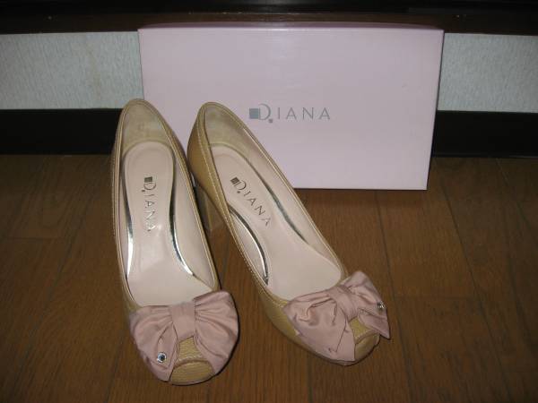 * очень красивый товар! Diana. . лента туфли-лодочки 24cm оттенок бежевого *