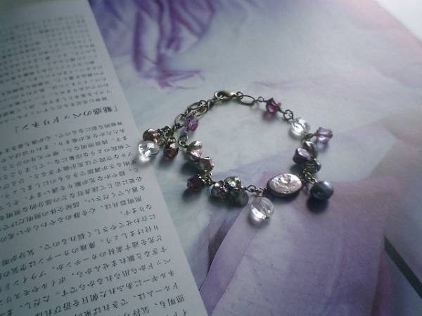 個人的創作ノート・・シリーズです♪可憐な紫色を集めて・・・