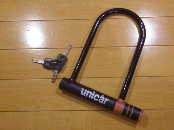 盗難防止!! unicar Ｕ字ロック 鍵 キー 幅11cm スクーター用!?_画像1