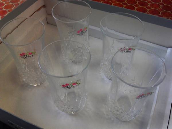送料無料！オシャレ！国産メーカー ガラス製水差しとグラスのセット！在庫期間が長いので多少の汚れがあります。_画像2