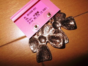  new goods tag prompt decision *Betsey Johnson ribbon earrings *5500 jpy &#65533;
