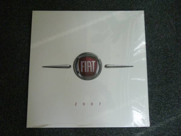 ★カレンダー?フィアット?FIAT500特集？?2007年?未開封！