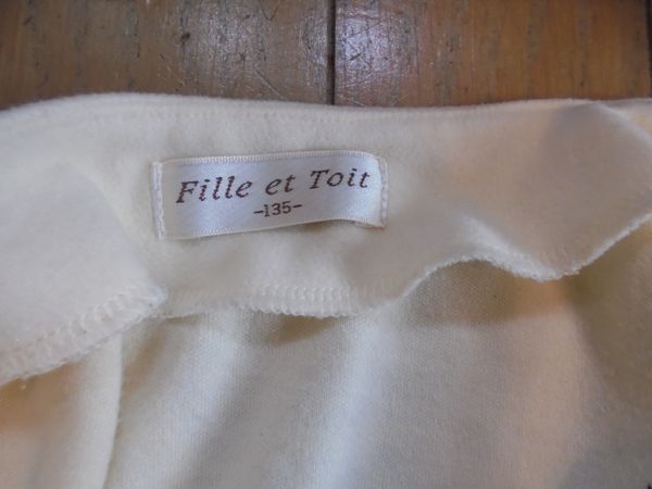 Fille et Toitfiyu*e*towa* flower embroidery white. cardigan *135