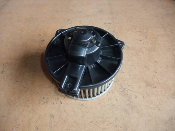 SV32/ Camry / blower motor / fan motor / air conditioner / motor 