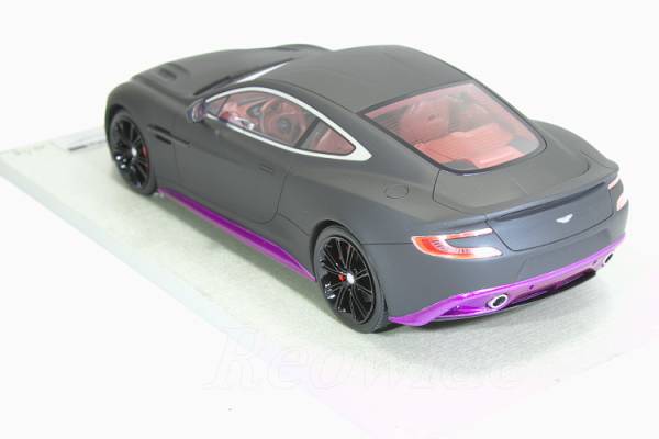  Techno model 1/18 Aston Martin V12 vanquish MattBK