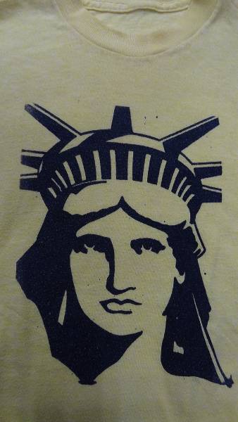 ビンテージ 希少 70S ニューヨーク 自由の女神 プリント 染込み Tシャツ 黄色 イエロー アジ ダメージ 雰囲気 スリム アメリカ USA 珍品_画像2