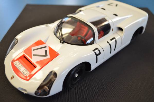 ★絶版 Exoto 1/18 1967 Porsche 910 #17 Nurburgring_画像1