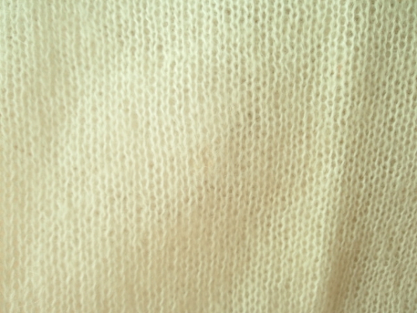 新品　オリーブ　デ　オリーブ　ウール　50％　ニット　ノースリーブ　フラワー　刺繍　白　Ｍ_画像3