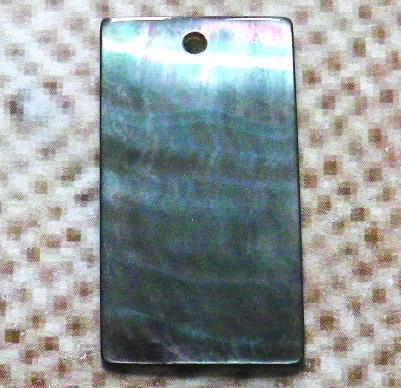 ★黒蝶貝　長方形　パーツ　上部に1H アクセに 30×17mm 3個☆