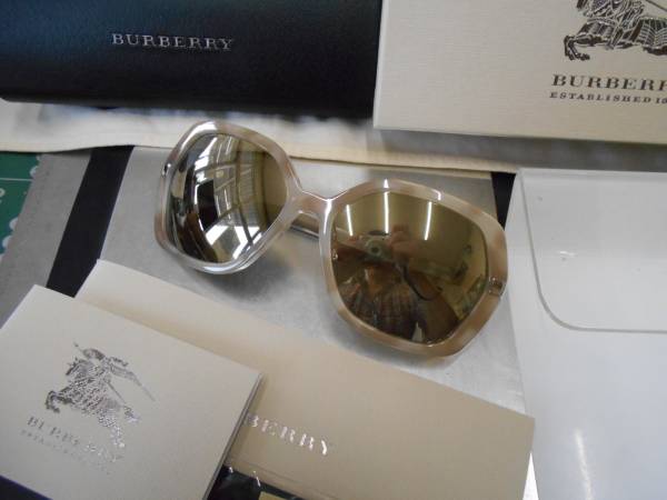 バーバリー BURBERRY LONDON サングラス BE4153Q-3427/5A お洒落