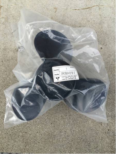 新品!トーハツ船外機 純正プロペラ P9 25.30馬力用 TOHATSU 船 新品!トーハツ船外機 純正プロペラ P9 25.30馬力用 TOHATSU 船