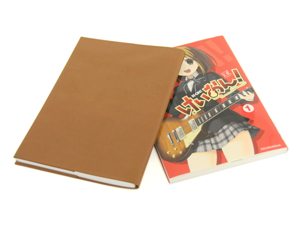 送料込み★お手入れいらずのリサイクルレザーで作ったブックカバー★A5サイズ★キャメル★大判コミックに