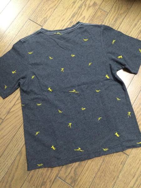 美品UNITED ARROWS 刺繍入りカットソー　ユナイテッドアローズ_画像3