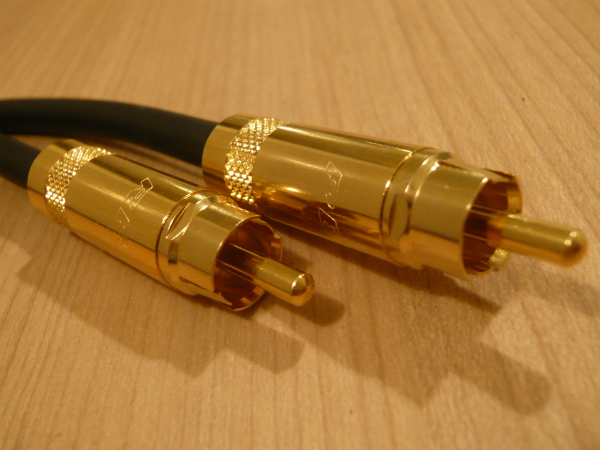 ★ 即決 ペア RCAケーブル 8m MOGAMI 2549 NEUTRIK 金メッキ (L.R識(shí)別処理可) ★