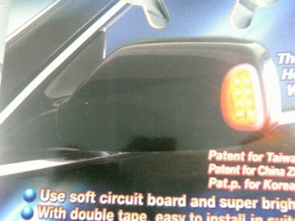 汎用LEDドアミラーウィンカー（貼り付けタイプ)⑧ホワイトのみ 白 後付け 点灯色は オレンジ 外装 カスタム パーツ 部品 車 車用 旧車_画像1
