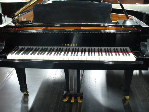 超価格 ヤマハ C6　1996年製　人気のベストセラーモデル、高級グランドピアノ、特別価格で販売中♪_画像3