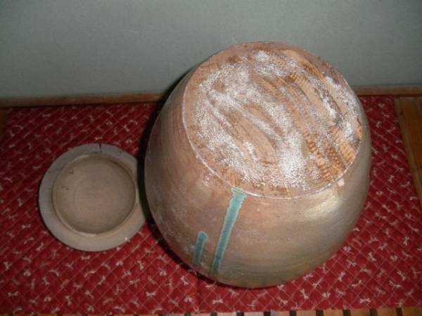 @@九州の焼きもの　焼締め　自然釉　小石原焼　蓋付き壷　壺　壷　ツボ　　ふっくら趣のある逸品　　_画像3