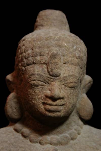 カンボジア 石像 ガルーダ 7～8世紀 プレ・アンコール 書籍掲載_画像2