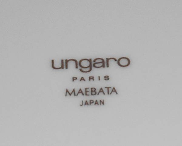 ◆ウンガロ UNGARO だ円 大 皿 １枚_画像2