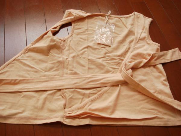 ＄未使用品！キャサリンハムネットのノースリーブのトップス